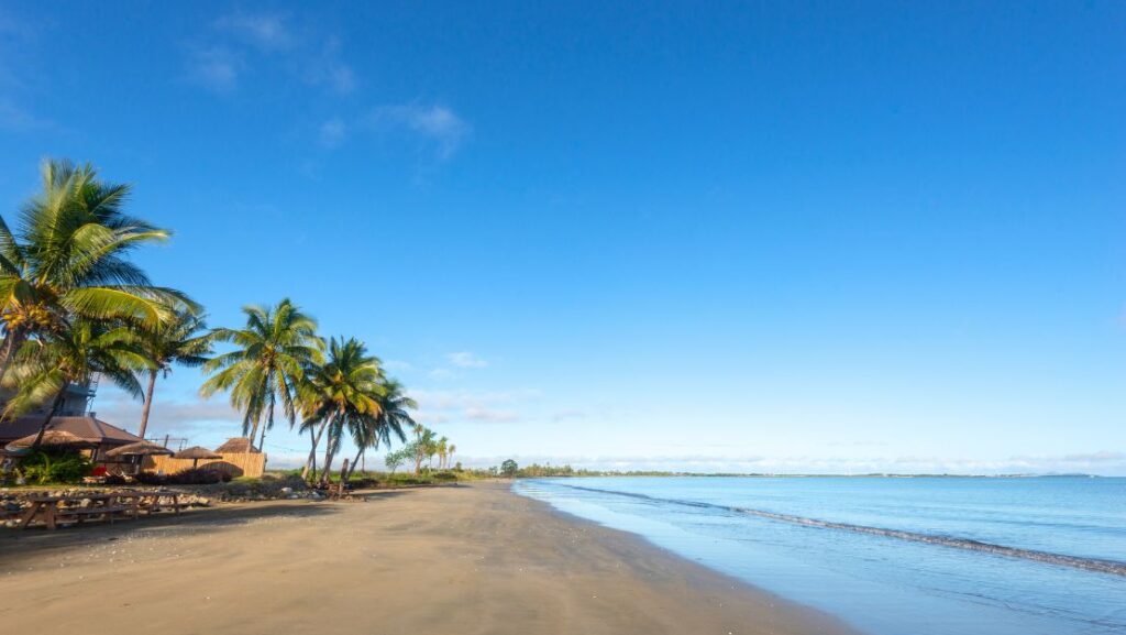 Wailoaloa Beach