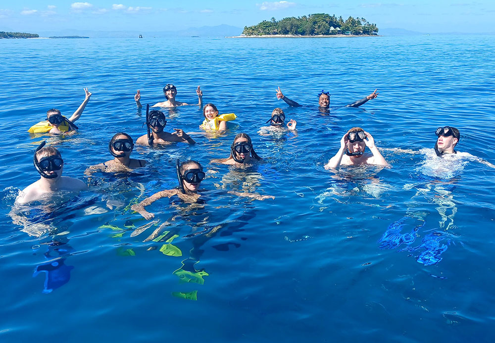 Island Connections Fiji Snorkeling Trip